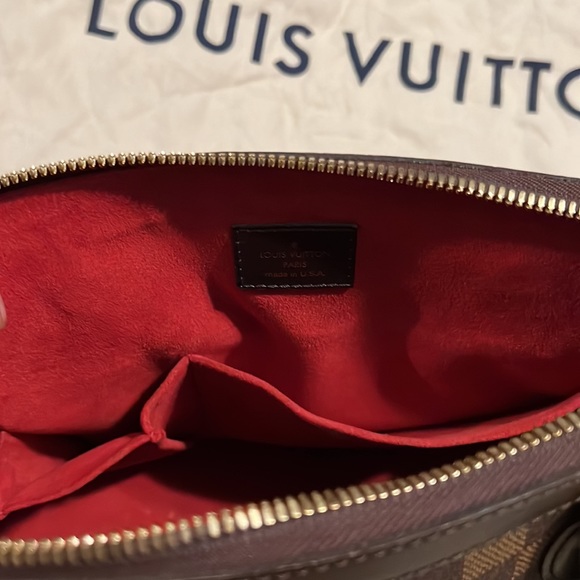 Louis Vuitton DAMIER TREVI GM HANDBAG - Picture 9 of 16